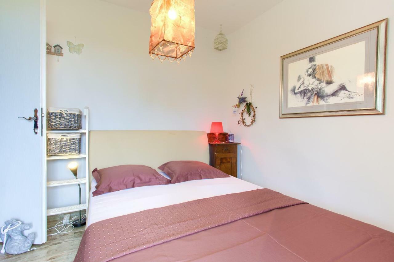 Apartman Lavandin Чизичі Екстер'єр фото